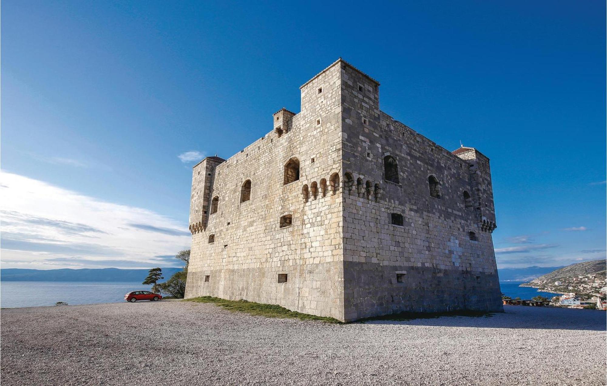 Amazing Apartment In Senj With House Sea View Εξωτερικό φωτογραφία