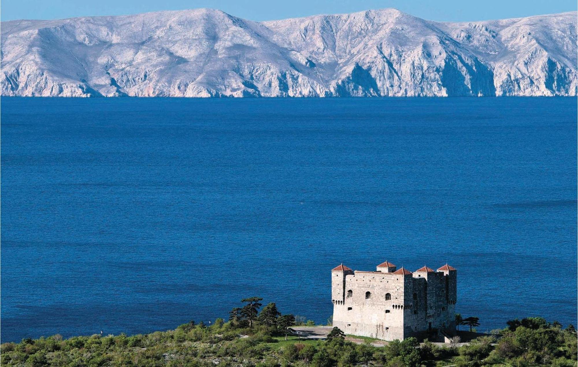 Amazing Apartment In Senj With House Sea View Εξωτερικό φωτογραφία